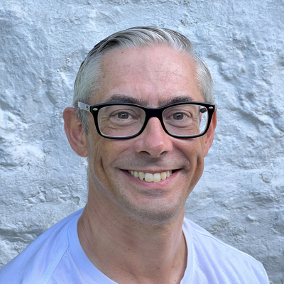 Picture of speaker: Simon Brown